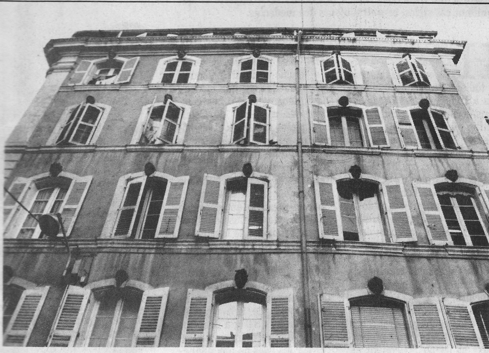 Facade 01